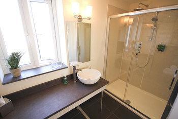 Quinlan & Cooke Boutique Townhouse Hotel Cahersiveen ภายนอก รูปภาพ